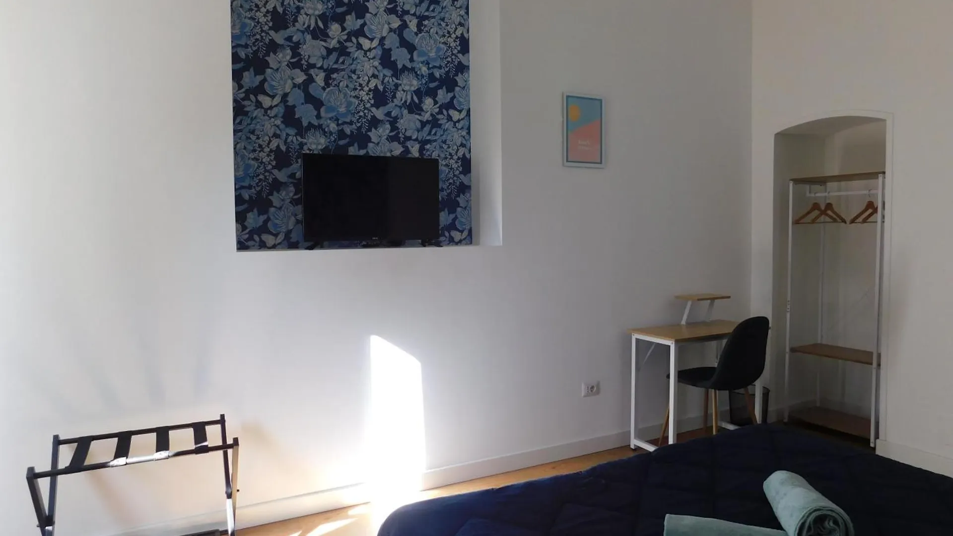 Hibiscus - Etnea Rooms CTA Pensión