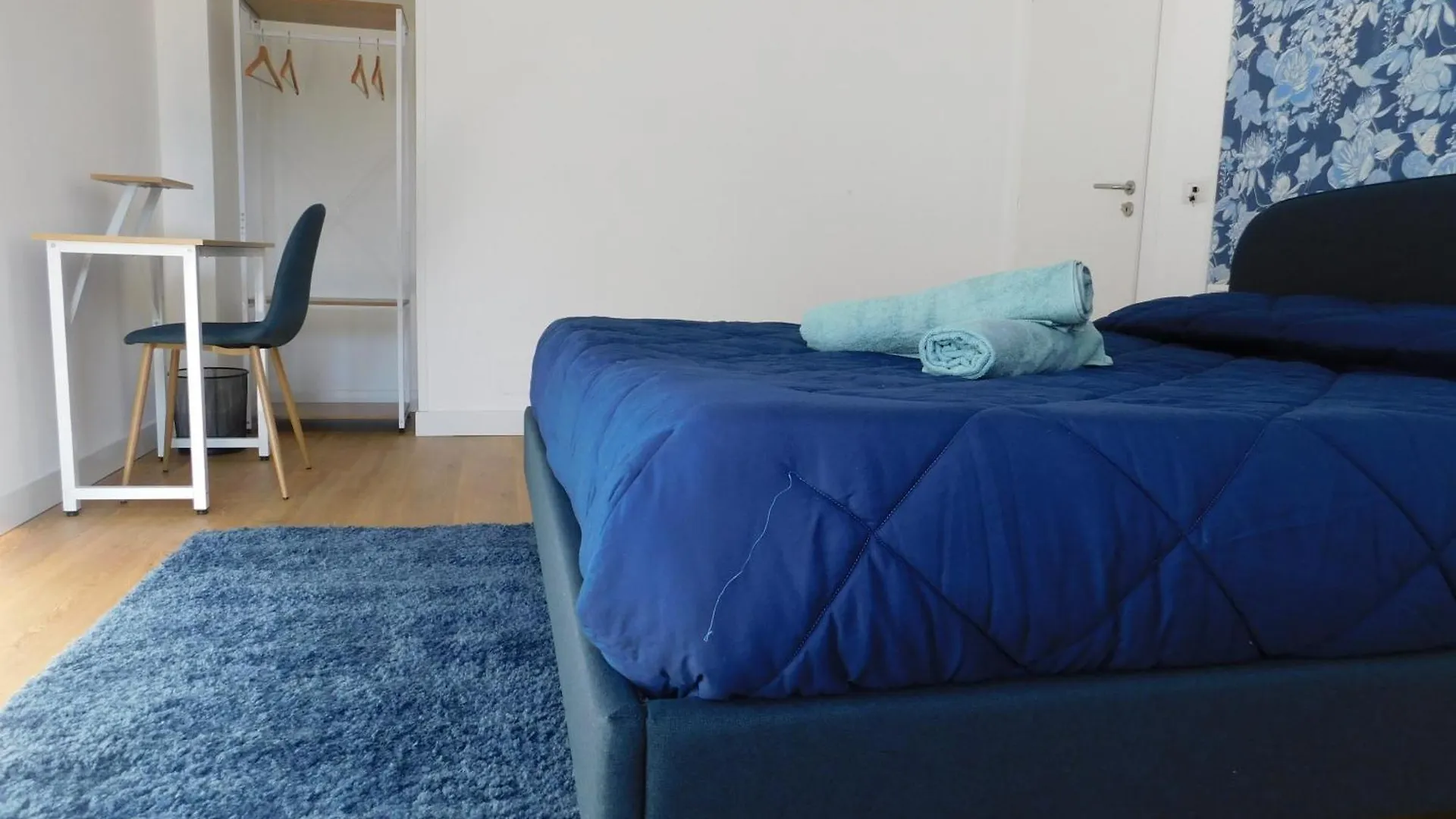 Hibiscus - Etnea Rooms CTA Italia